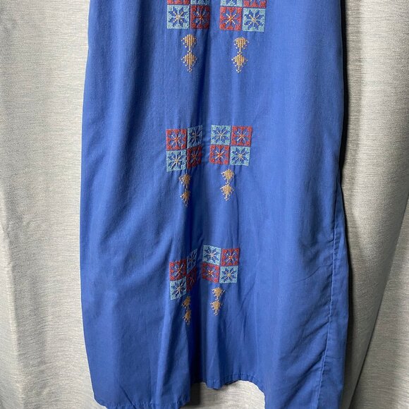 100% Pure Egyptian Cotton Egyptian Dress	Medium - Picture 4 of 6